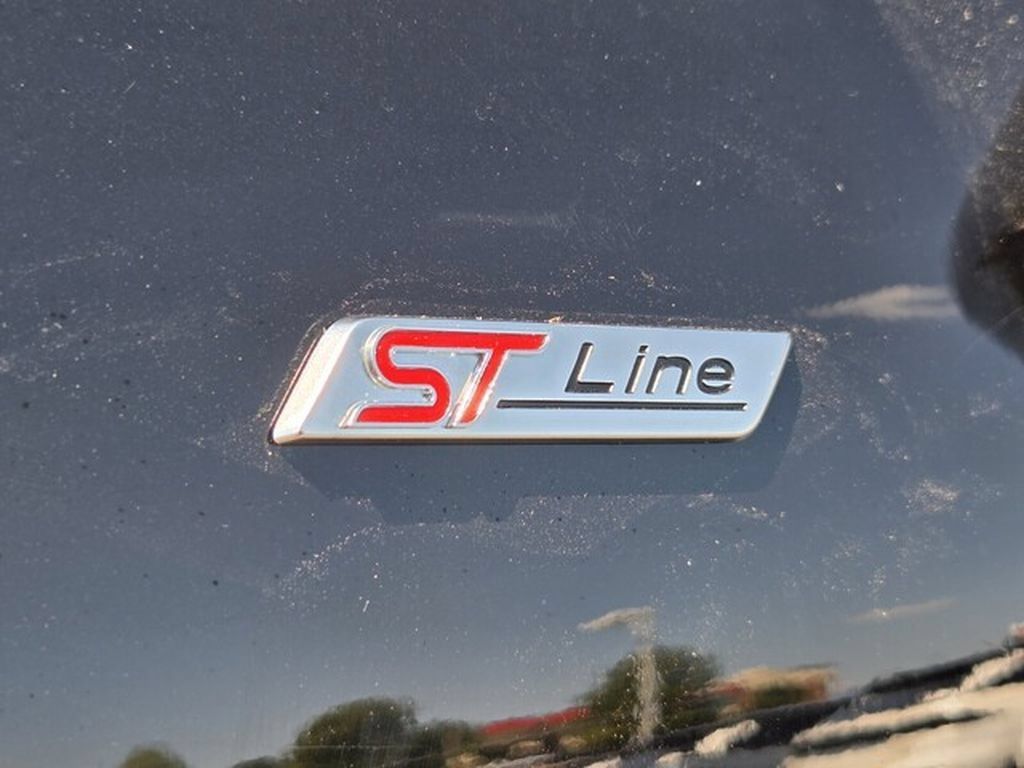 Used 2024 Ford Escape ST-Line Elite w/ Premium Technology Package AWD/4WD image 22