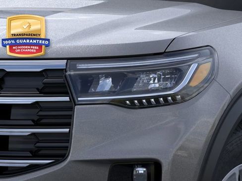 New 2026 Ford Explorer Active image 18