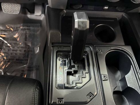 Certified 2017 Toyota Tundra SR5 image 21