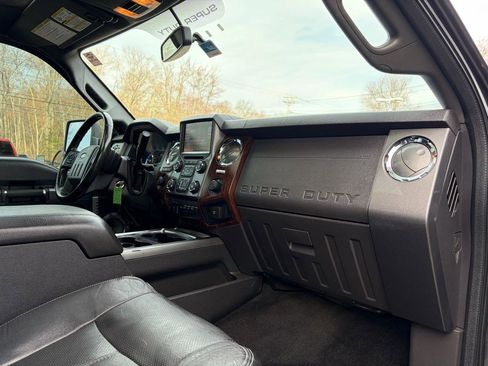 Used 2013 Ford F250 Lariat w/ Lariat Ultimate Pkg image 62