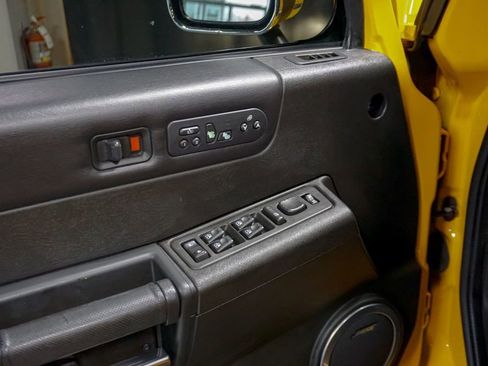 Used 2005 HUMMER H2 *Hummer H2 SUV* *Only 46k Mile w/ Preferred Equipment Group image 47