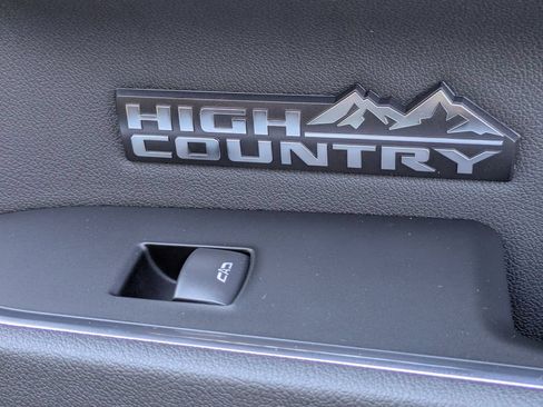 New 2026 Chevrolet Silverado 1500 High Country AWD/4WD image 39