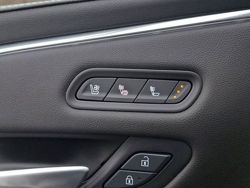 Used 2024 Cadillac Escalade ESV Premium Luxury w/ Performance Package image 29