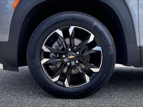 Used 2023 Chevrolet TrailBlazer LT AWD/4WD image 7