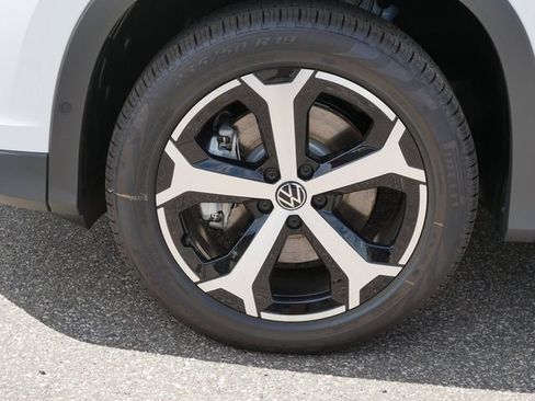 New 2026 Volkswagen Tiguan SE AWD/4WD image 5