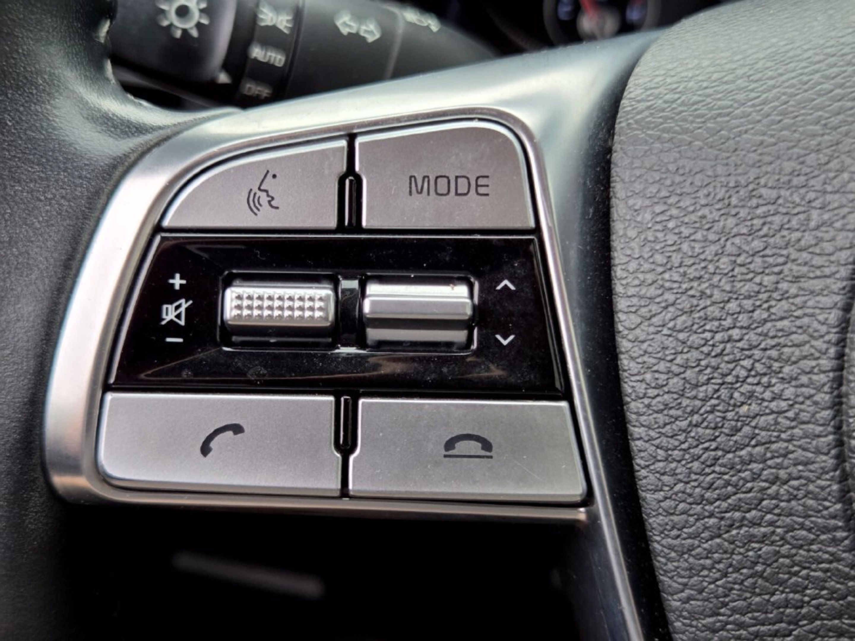 Used 2020 Kia Telluride S FWD image 29