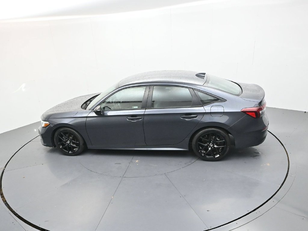 Used 2025 Honda Civic Sport image 12