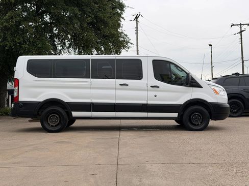Used 2019 Ford Transit 350 XLT RWD image 2