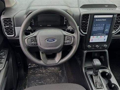 Used 2024 Ford Ranger XL w/ Trailer Tow Package image 11