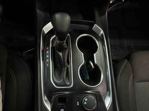 Used 2021 Chevrolet Traverse LS image 35