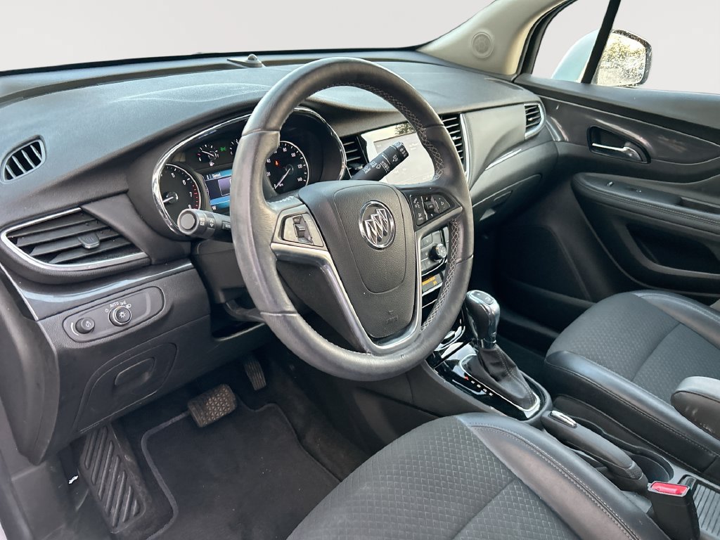 Used 2022 Buick Encore Preferred w/ Safety Package AWD/4WD image 16