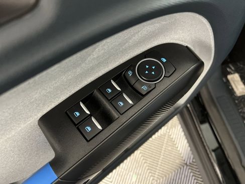 New 2025 Ford Maverick XLT w/ XLT Luxury Package image 15