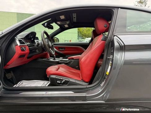 Used 2018 BMW 440i xDrive Coupe w/ M Sport Package image 11