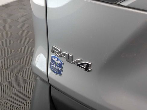 Used 2024 Toyota RAV4 LE AWD/4WD image 13