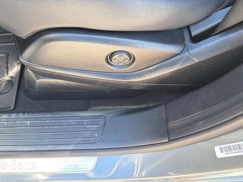 Used 2019 Mercedes-Benz GLS 450 4MATIC image 22