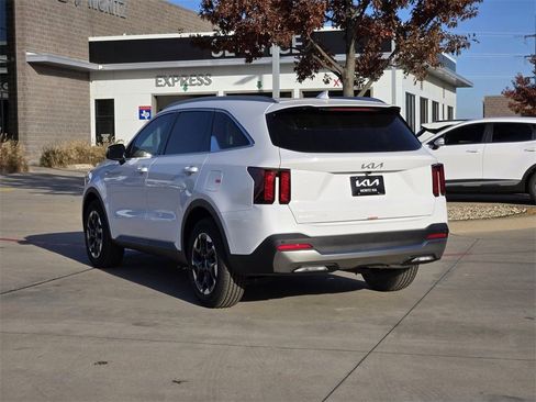 New 2026 Kia Sorento S w/ S Panoramic Sunroof Package FWD image 7