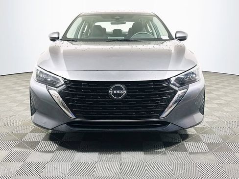 Used 2025 Nissan Sentra S FWD image 3