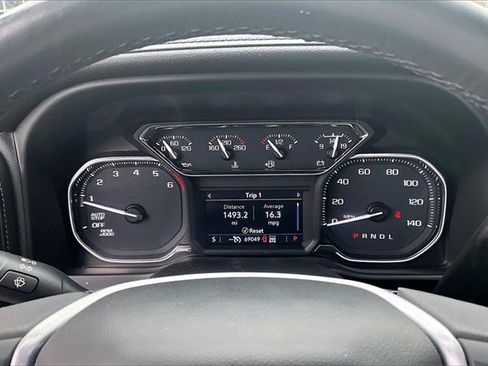 Used 2020 GMC Sierra 1500 Elevation w/ Elevation Value Package image 14