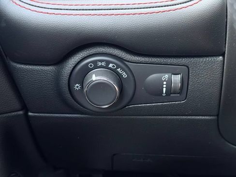 Used 2023 Dodge Durango GT AWD/4WD image 33