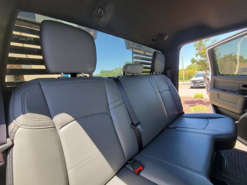 Used 2023 RAM 3500 Tradesman w/ Chrome Appearance Group AWD/4WD image 45