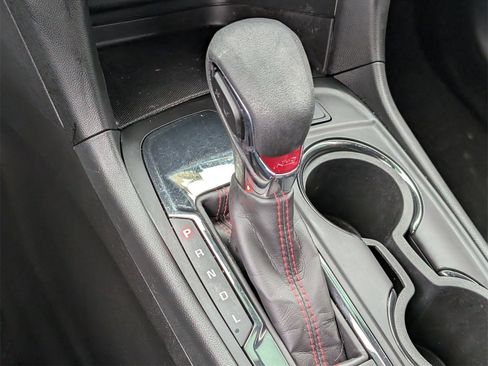 Used 2023 Chevrolet Equinox RS w/ RS Leather Package image 22