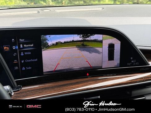 Used 2024 Cadillac Escalade Premium Luxury RWD image 34