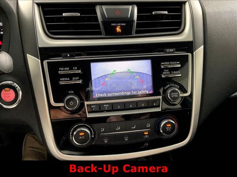 Used 2018 Nissan Altima 2.5 SR FWD image 10