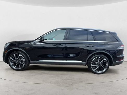 Used 2020 Lincoln Aviator Reserve w/ Equipment Group 202A AWD/4WD image 2