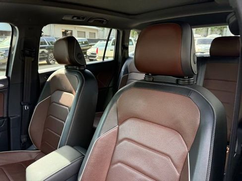 Used 2022 Volkswagen Tiguan SEL R-Line AWD/4WD image 24
