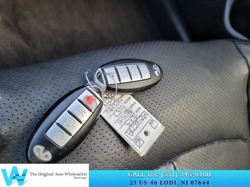 Used 2013 INFINITI G37 x w/ Premium Pkg image 22