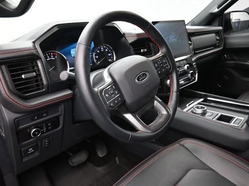 Used 2023 Ford Expedition Limited RWD image 18