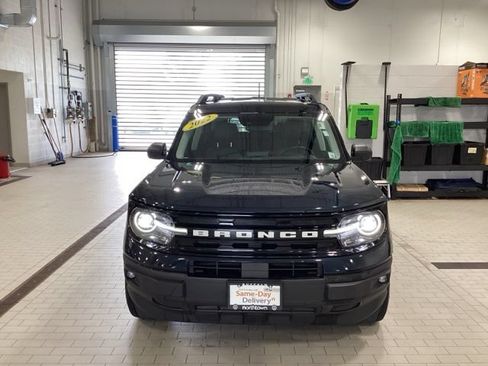 Used 2022 Ford Bronco Sport Outer Banks w/ Tech Package AWD/4WD image 4