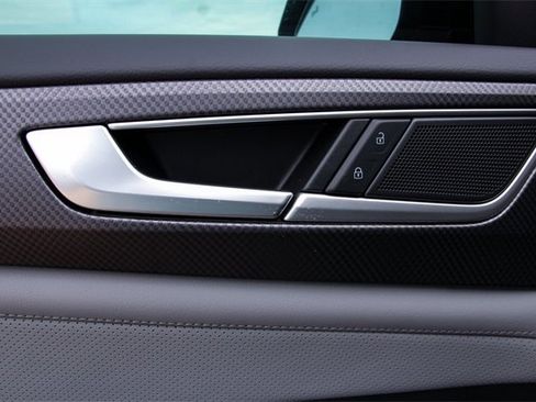 New 2026 Volkswagen Atlas Peak Edition image 14