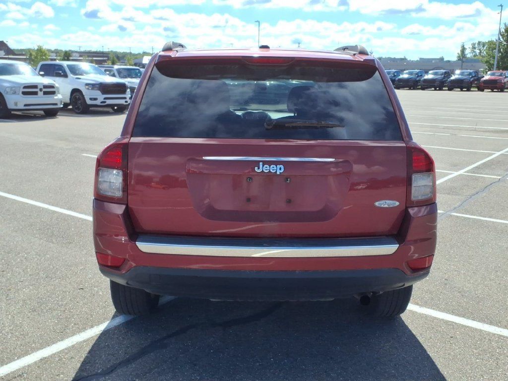 Used 2015 Jeep Compass High Altitude FWD image 5