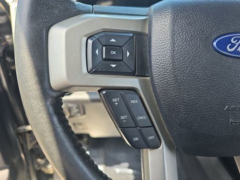 Used 2020 Ford F350 Lariat w/ Lariat Ultimate Package AWD/4WD image 16