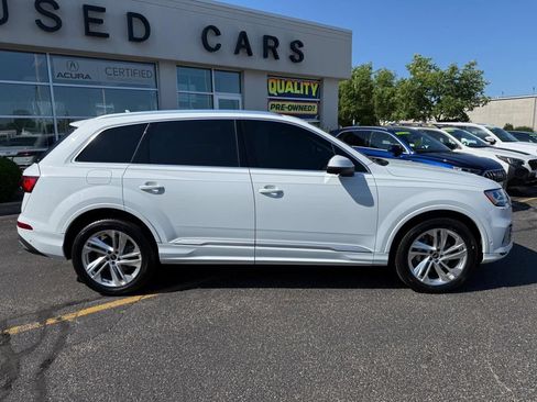Used 2023 Audi Q7 2.0T Premium w/ Convenience Package AWD/4WD image 2