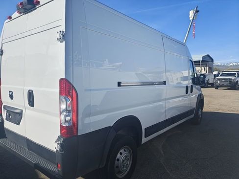 Used 2023 RAM ProMaster 2500 FWD image 12