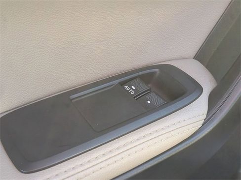 Certified 2020 Ford Ranger Lariat w/ Technology Package image 10