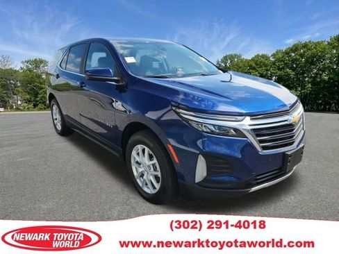 Used 2023 Chevrolet Equinox LT AWD/4WD image 1