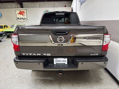 Used 2018 Nissan Titan Platinum Reserve w/ Platinum Utility Package image 8