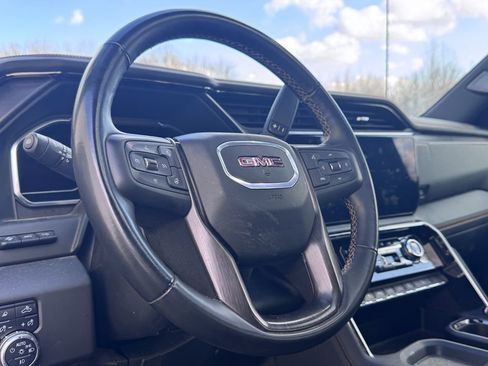 Used 2024 GMC Sierra 2500 AT4 w/ AT4 Premium Plus Package image 8