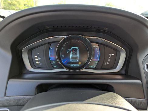Used 2014 Volvo XC60 T6 R-Design AWD/4WD image 18