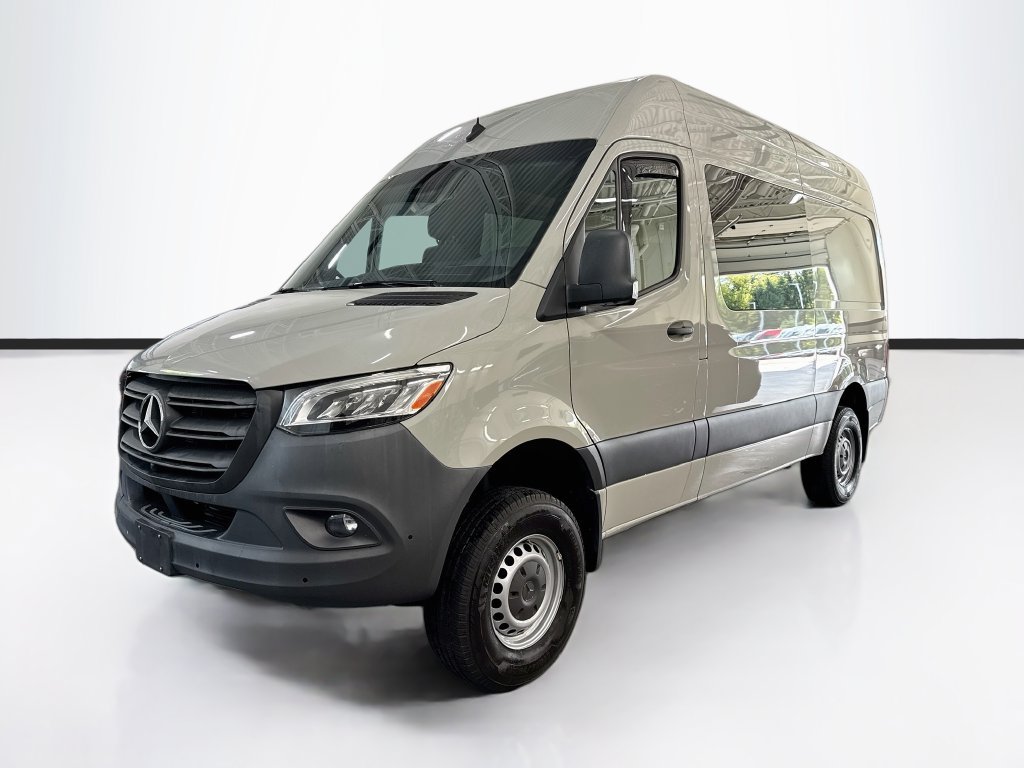 Used 2021 Mercedes-Benz Sprinter 2500 image 1