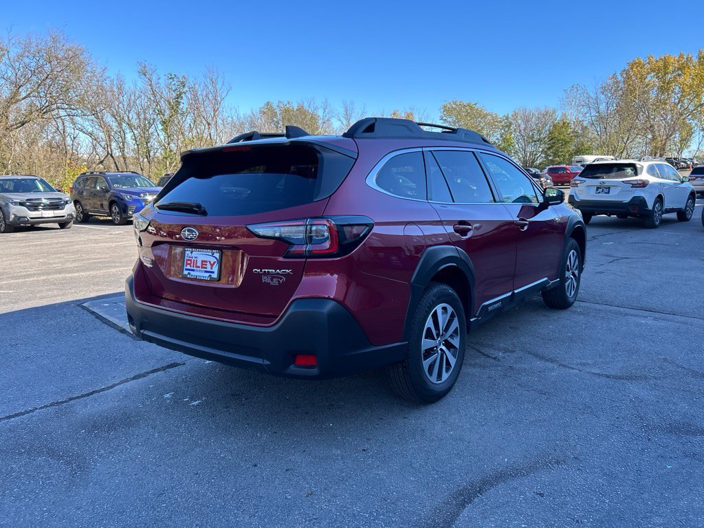 Certified 2024 Subaru Outback Premium AWD/4WD image 6