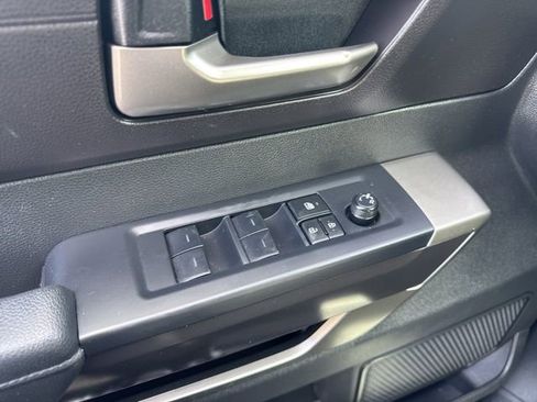 Used 2025 Toyota Tundra SR5 w/ SR5 Convenience Package AWD/4WD image 20