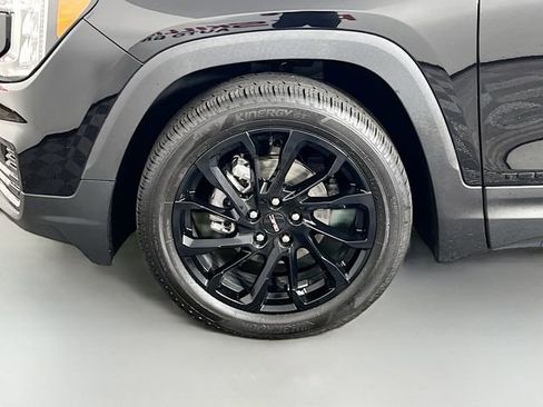 Used 2023 GMC Terrain SLE w/ Driver Convenience Package FWD image 26