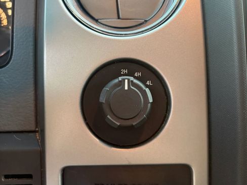 Used 2014 Ford F150 XLT w/ Equipment Group 302A Luxury AWD/4WD image 24