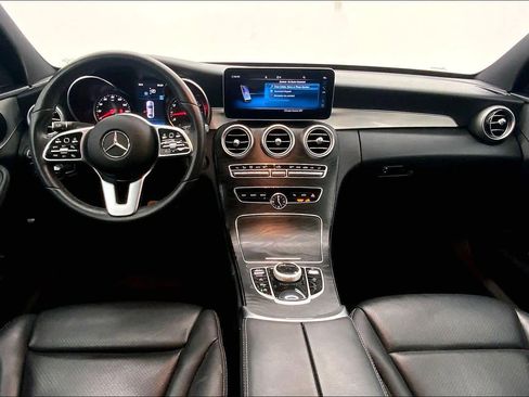 Used 2019 Mercedes-Benz C 300 Sedan image 18