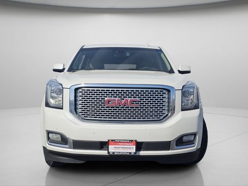 Used 2017 GMC Yukon XL Denali w/ Open Road Package AWD/4WD image 3