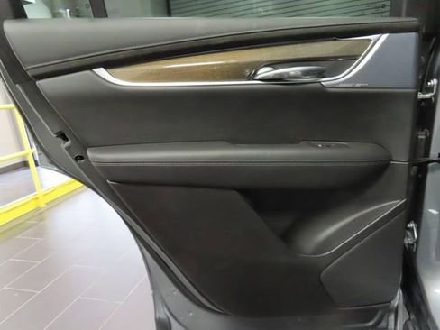Certified 2024 Cadillac XT6 Premium Luxury w/ Platinum Package FWD image 11